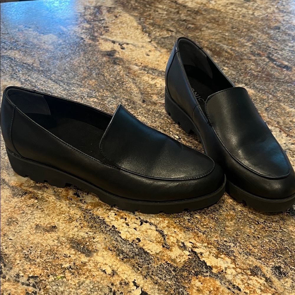 Vionic Black Leather Loafers